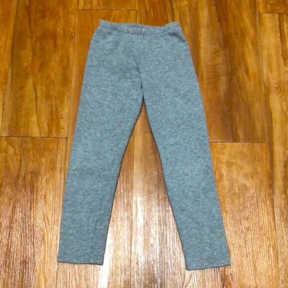 Cat & Jack Girl’s Gray Sweatpants Size 5T - Picture 2 of 6